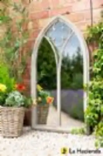 מראה לגינה